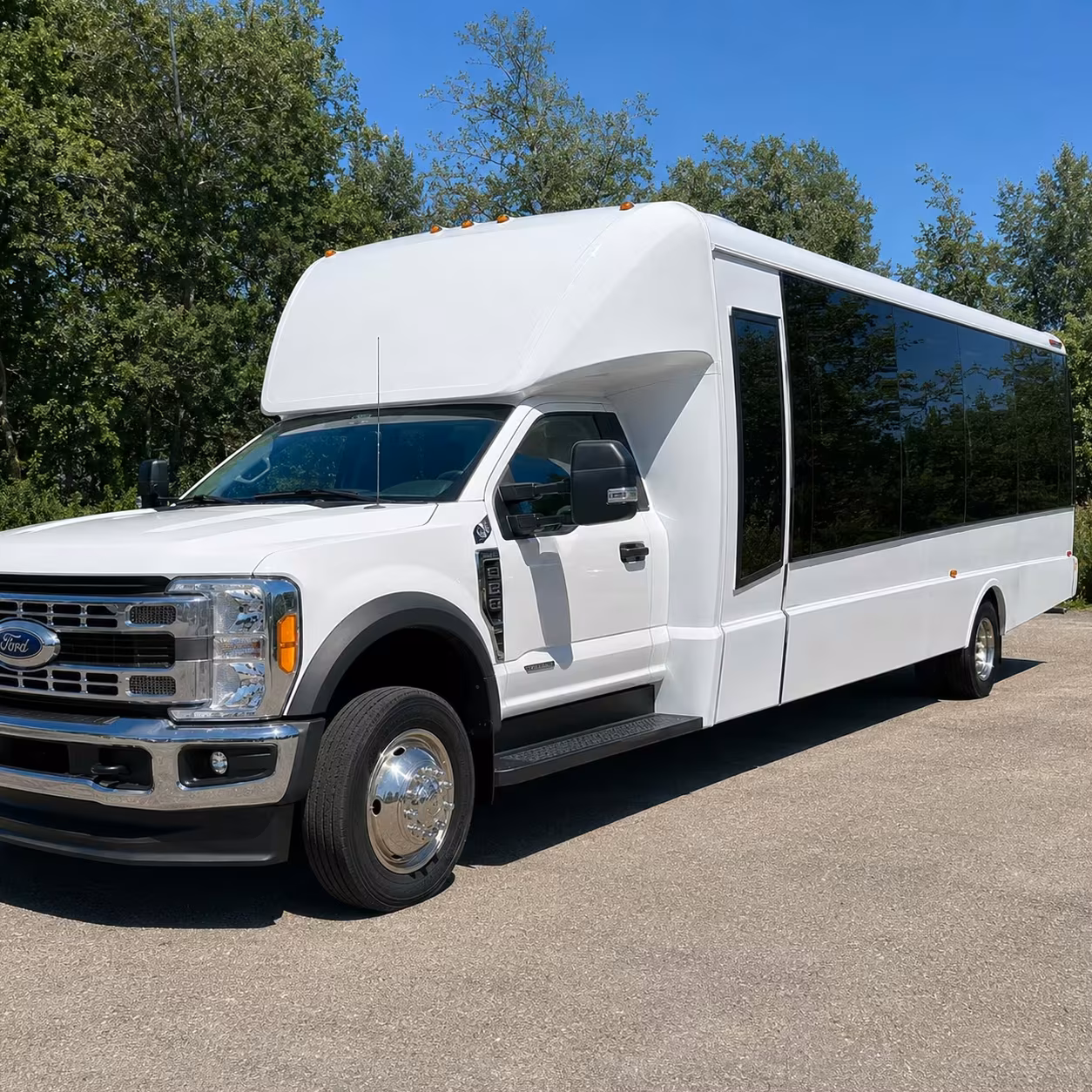 clifton 15 passenger minibus rental