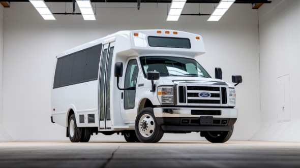 18 passenger minibus wayne